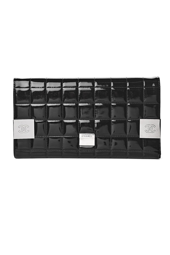 Chanel Black Patent Leather Chocolate Bar Chain Quilted Clutch with Chain Strap SS2001