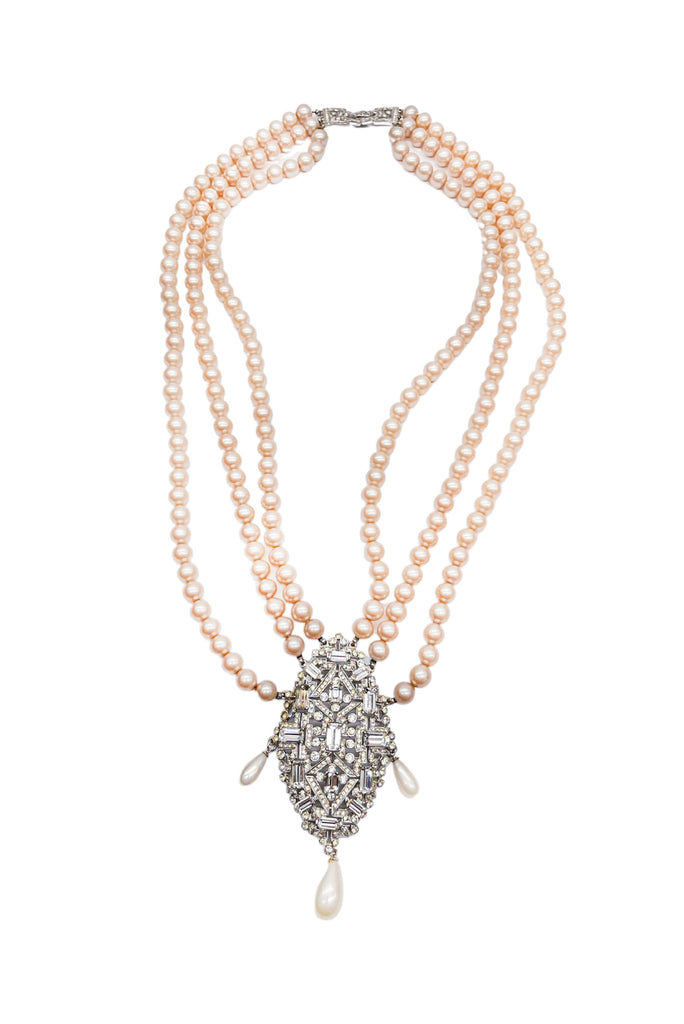 Place Vendôme Triple Pearl Crystal Pendant Necklace